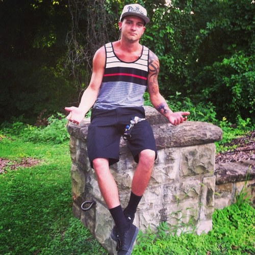 Rstarr91's profile picture. 