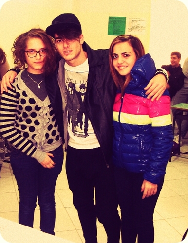 http://t.co/DXybpKqKDB
Naples / Italy - 16 Belieber Directioner Fedeziana Lovatics *.*