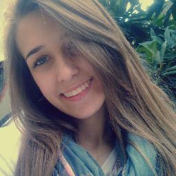 Não se arrependa de nada do que você faz, porque no final isso te define quem você é.