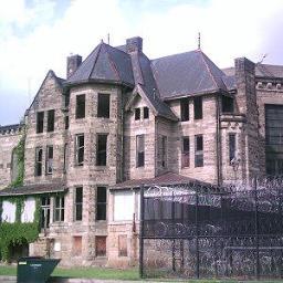 RehabRoleplay's profile picture. Check into our Rehab center. We'll take good care of you.. ;)