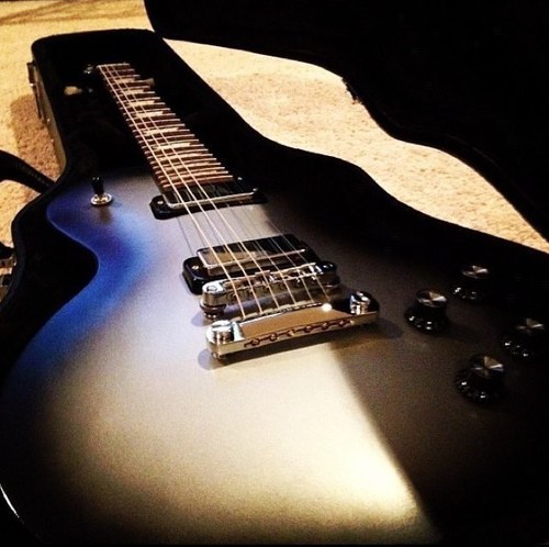 Send us your photos on Kik: classic_guitars, Contact us at classicguitarsmail@gmail.com, follow us on instagram @classicguitars!