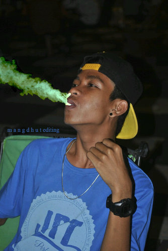 mangdhut's profile picture. follow my twitter @mangdhut just mention ? and my profil facebook mangk dhut and my pin3241879A