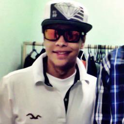 OUSADIA & ALEGRIA ♫♪♫
ask : http://t.co/ddI1amtBPq || Face : https://t.co/chZeCMixap ||
Instragram : http://t.co/yzWSAyZTWB