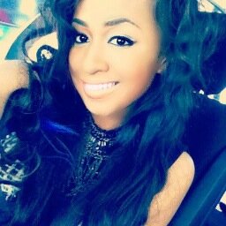 Queen Tee.  College Girl. 20.
