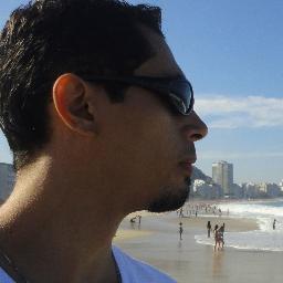 Tecnólogo em Processamento de Dados pela Fatec, atualmente é Docente de Internet no Senac São Paulo.
Fã de Classic Rock/Heavy Metal, além de Tecnologia.=)