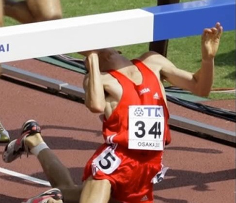 Whether you compete or just run for fun, we all got  #RunnerProbz 
Send in your funny Runner Problems tweets to RealRunnerProblems@Gmail.com