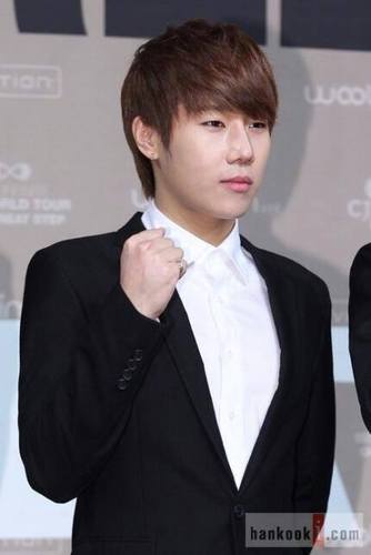 เมน Kim Sung Gyu ติ่งหลายวง..INFINITE  ZE:A  EXO  2NE1  SNSD  เราไม่ยิ่งคุยได้ทุกเรื่อง #ฟอลมาฟอลกลับ#ใจดีฟอลแอคนี้ด้วยนะ @Fang10Sirinapa