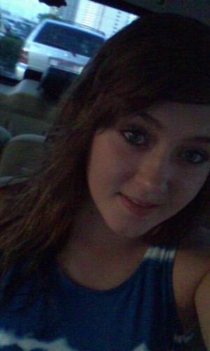 hi there!:) 15. sophomore. pansexual;) hmu everyone♥♡♥