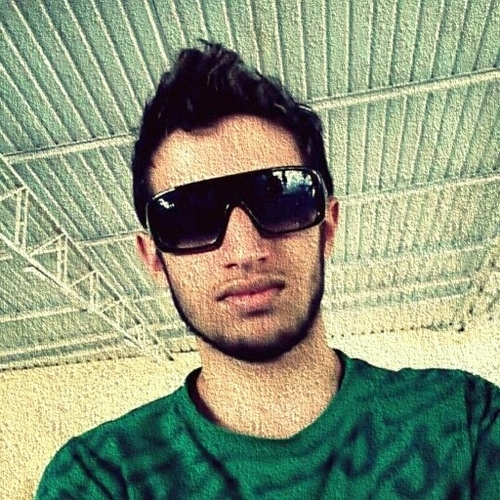 lucasbrsilva's profile picture. http://t.co/H5s1NsoQ