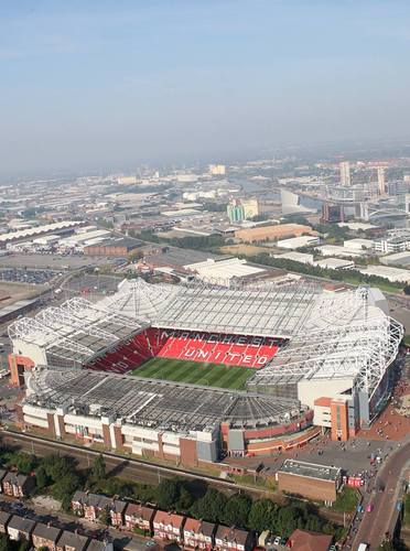 Long Time Manchester United fan. Enjoy reading. Love the Sopranos. Roger Federer admirer. Football pundit in the making.