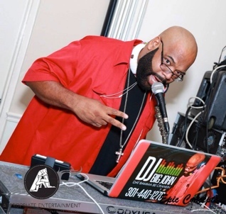 Dj Big John voted 3 Time Dj of the Year, Dat Bamma Be Crankin Its a household name, 301-440-1270, Dj on 93.9 KYSDC ;