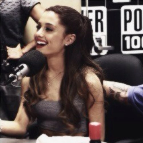 you just recieved a free follow, so go follow @iArianaCity please xo