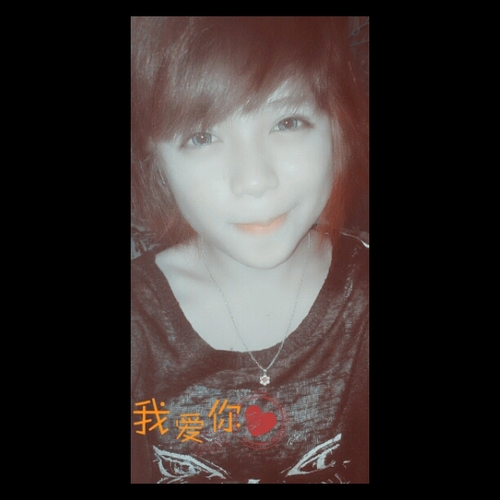 ♥♥MeLLy♥♥CuTe♥KinD♥BeuTy♥♥jUsT jOkinG♥♥
  By...MeLLy MeZZy...:::HuHuHU...