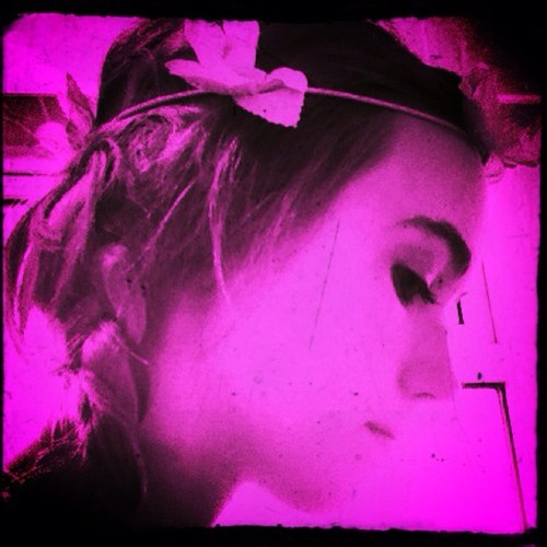 this girl is amazing and I love her! This is @SupanovaChris here!! An amazing #supafan #AskChristy X