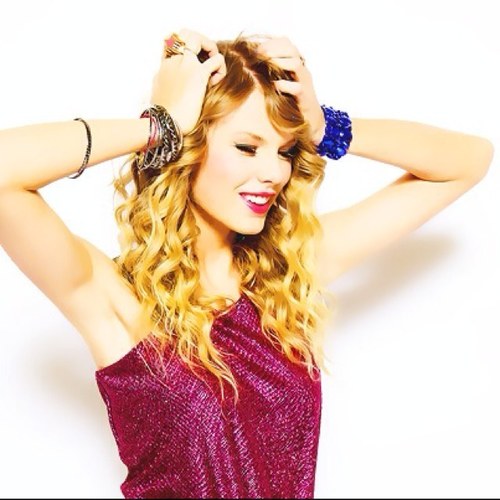 i just gave you a free follow! instead of following me back, please go and follow @swiftymuffin @swiftymuffin @swiftymuffin