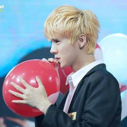 เสี่ยวลู่ / ฮานนี่ / กวางน้อย / พี่ลู่ / กวางแห่งรุ่งอรุณ / พี่ฮานของน้องฮุน -w- ♥ คนเดียวกันกับแอคนี้ @YeolLo_Up1991 แหล่มเลย !
