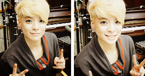 ajoII_IIama's profile picture. little liu. [weibeo:fx_xiaoA] ★-★