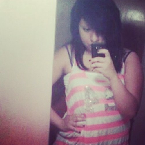 follow me, I'll follow back, People call meh Chica ^-^ #Music is my life