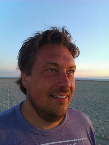 Partner van Audry en vader van Sem / werkzaam bij Qlip / Slagwerker bij SDG Ommen
