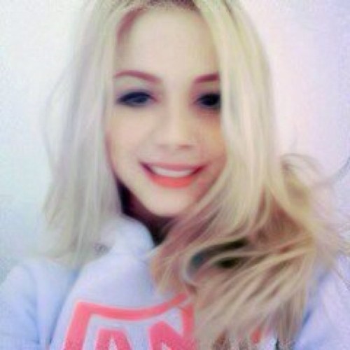 backtokidrauhl's profile picture. Si quieres hacer algo, hazlo. No dejes que nada ni nadie te lo impida.