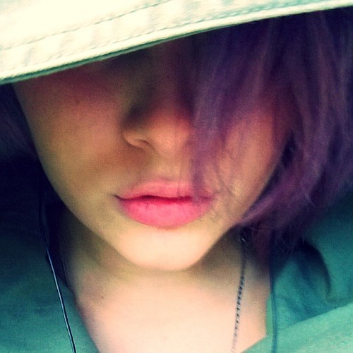 15 | girl | cutter | bisexual | fat | ugly | freak | dead | surviving on daily basis | existing | Norwegian
