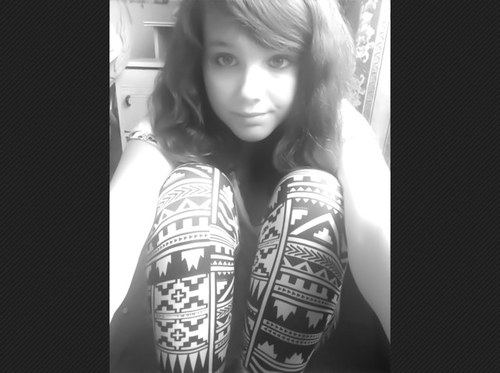 Je suis follow par Tal et par Brandon Evans. #directioner. Suis moi et je te suivrais en retour. :)
