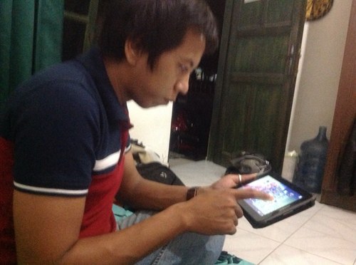 lutfi19's profile picture. Jarimu lebih tajam daripada lidahmu