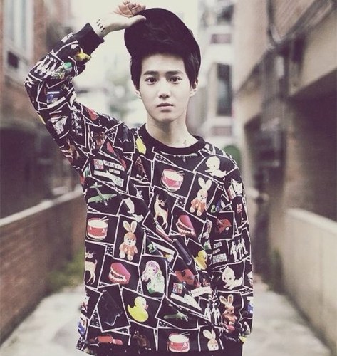 EXO'12. Golf. Gold. Politics. You.