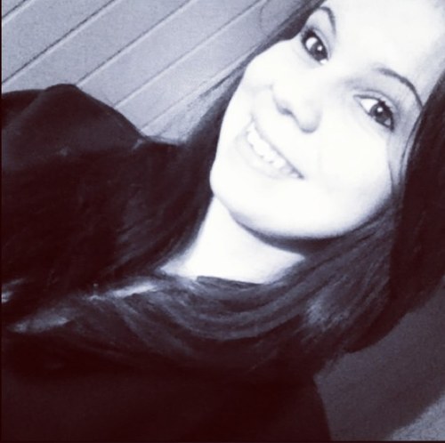 melhor amiga da @Jeenniferkf_ / Jêh aqui, te amo fedida! . mee seguue quue eeu te coonto *-*