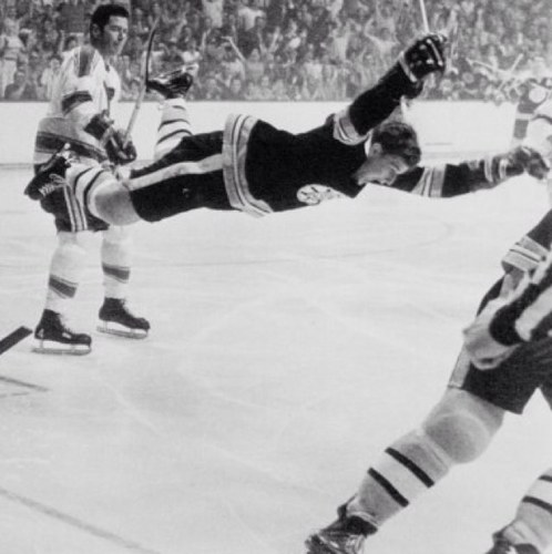 Classic, new and controversial momnets in sports caught on camera