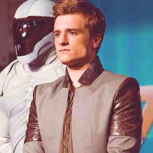 I was just a baker, until they put me into the Games. I swore they wouldnt change me, but I barely even recognise the one I love.