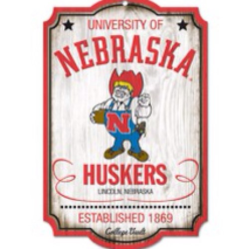 Fan page for the Nebraska #Huskers! Giving news, opinions, and talking about the games! #ChildrenOfTheCorn #GBR