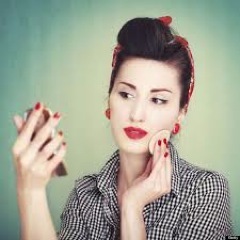 From venues, to dresses, to classic photos, music and vintage stores- For all you vintage lovers out there!