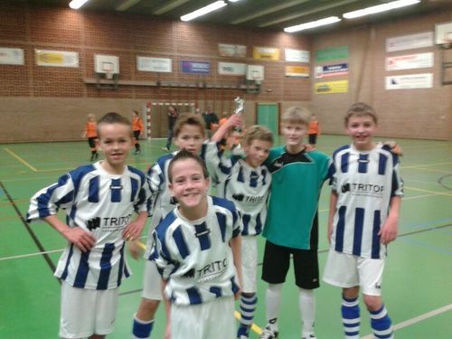 voetbal,DZSV,Feyenoord,ps3,fifa14,champions league,WK brazilië,Dinxperlo,Sem,vrienden,kud,expeditie robinson,wie is de mol?,muziek