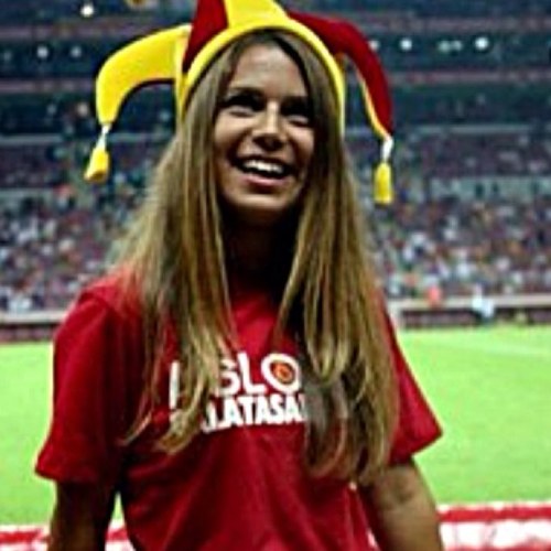 Wij gooien ava's van Galatasaraylilar & jullie geven een cijfer✌• Promoot ons en help ons groter te worden Aslanlar! • Opgericht op: 07-08-2013 •