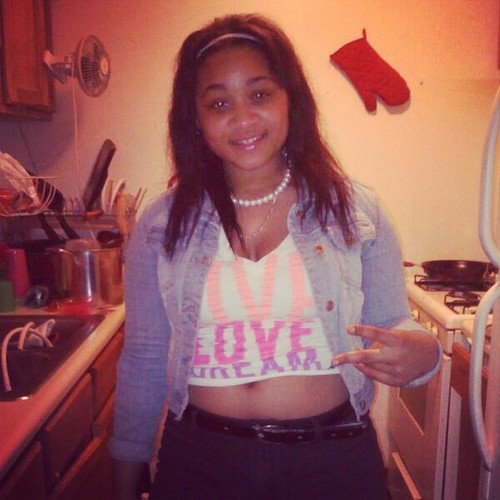 I KEEP EVERYTHING 3HUNNA,ION FUCK WITH FAKE BITCHES ND IM ABOUT MY MONEY IF YOU NOT MOVE AROUND DUMMY! #TEAM FOLLOW BACK.FOLLOW ME ON IG @shortyy___red