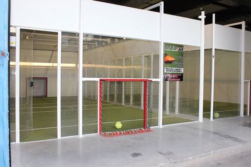 ATRIUM64 est le 1er centre sportif de soccer 2v2 en Amérique du nord. Maintenant à Montréal!!!  Viens tenter l'expérience!!! (438) 383-6464