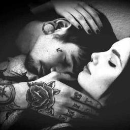 O amor não é apenas beijos, abraços e carinhos, apaixona-se de verdade pra você ver.