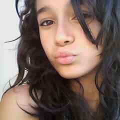 14 anos. Lovatic com muito orgulho ♥ . amante da musica pop.viciada em brigadeiro :3