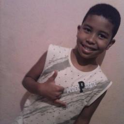 Sou o que sou , não o que dizem!  
Segue sigo de volta ;)