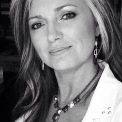 a blessed patriot mom that loves God and her country!!