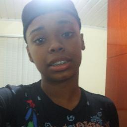 Não importa quantas vezes eu caí, sempre levanto a cabeça, ergo um sorriso e estou pronto pra lutar mais uma vez !  Foco Força & Fé ! :3