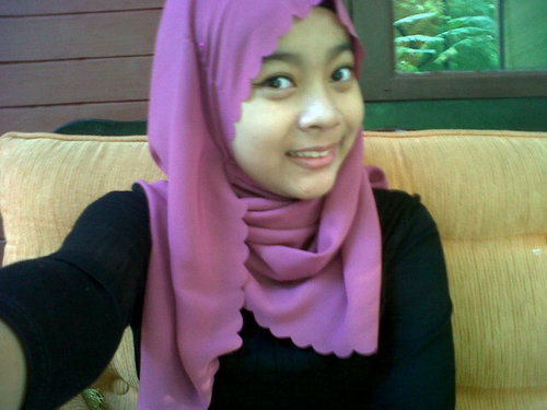 Call Me Ndha or Gembul | My Style | LoveAllah SWT+Muhammad SAW+Parents+Big Family | 1oo313 Diaz Enrico Putra :* http://t.co/3wk6rcFwUv