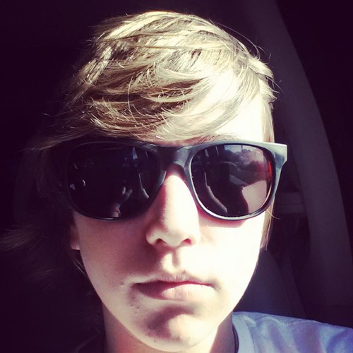 elijahjamezzz's profile picture. 