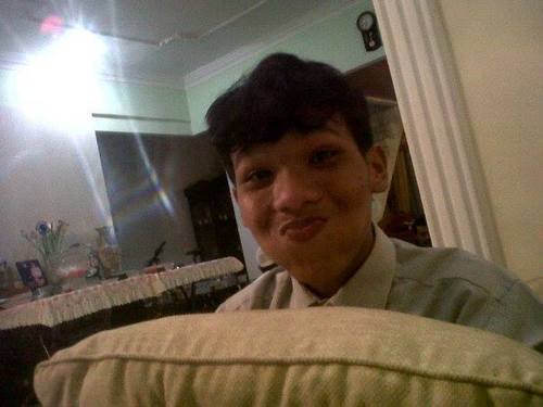Selamat Hari Idul Fitri 1434 H , Mohon maaf lahir & batin
Johannes Kristofer and family (っˆ ³(´⌣`c)