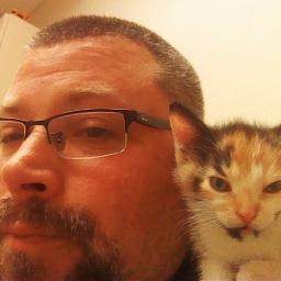 Husband, Guitar noodler, Linux junkie, Tinker'er