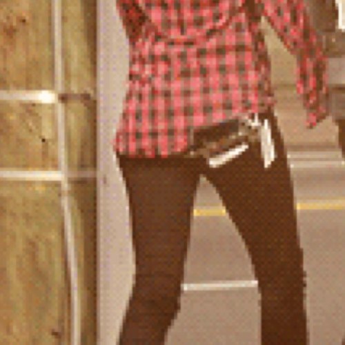 I love beau's butt we r maried