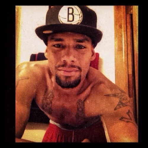 IdropKickIdiots's profile picture. 