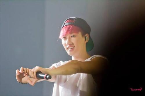 มาคุยกับผมเยอะๆนะครับ ผมลีฮยอกแจ สุดหล่อ (?) ช่วงนี้ผมอาจคุยเยอะ เพราะผมเฟรนลี่คร้าบบบ ทักผมมาเยอะๆนะคนดี  || MY PRINEC @rd_siwon ♥