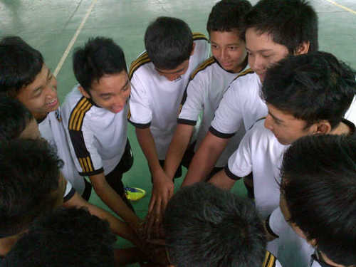 Futsal club from cibubur. Fair play is our priority. Contact person for sparring: Nudi 274F2B65 Faiz 285278FA FU™
